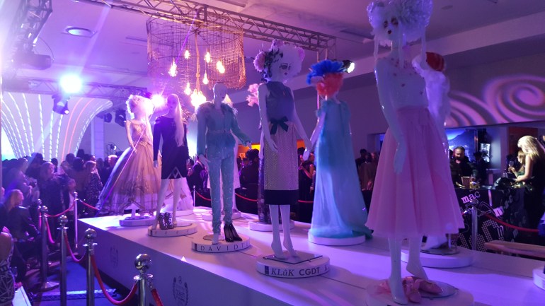 Mannequin installation Chris Jones